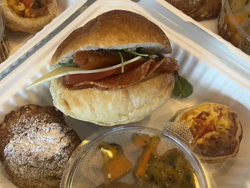 Corporate lunch catering Corporate lunch catering