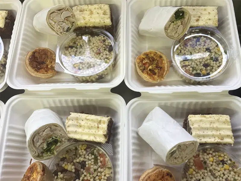 Corporate lunch pack catering Corporate lunch pack catering