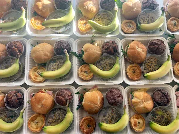 Lunch box catering for large groups Lunch box catering for large groups